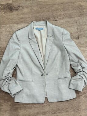 Antonio Melani Light tan Tailored Blazer Minimalist Workwear Jacket Size 6